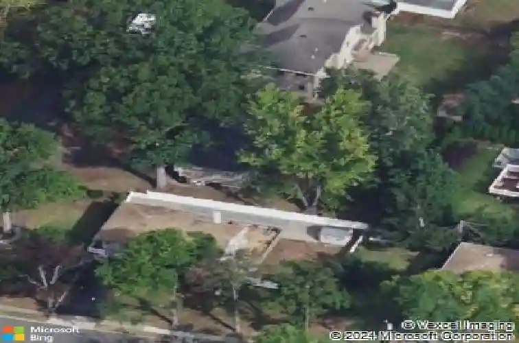 240 buttonwood dr, paramus,  NJ 07652