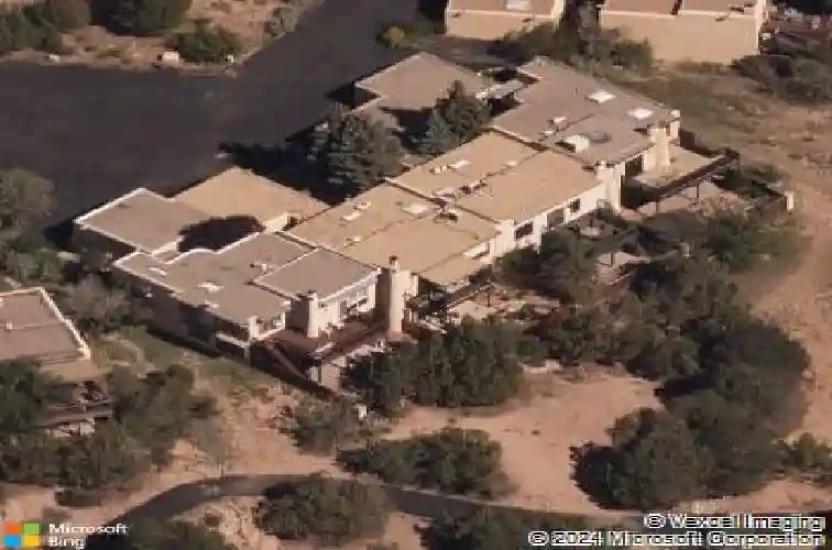 2940 plaza blanca, santa fe,  NM 87507