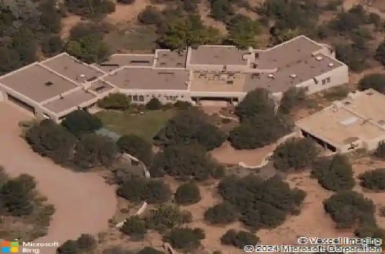 741 calle picacho, santa fe,  NM 87505