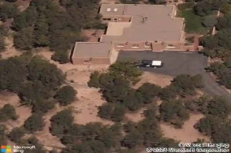 1075 calle largo, santa fe,  NM 87501