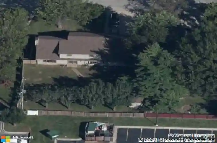 504 nw locust dr, blue springs,  MO 64014