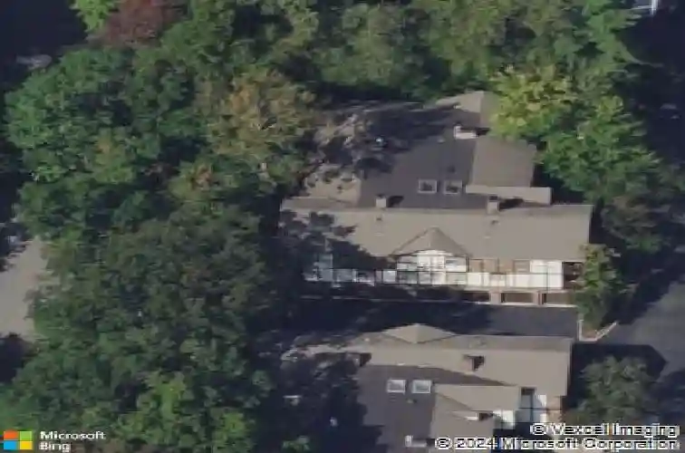 1306 faulkner ct, mahwah,  NJ 07430
