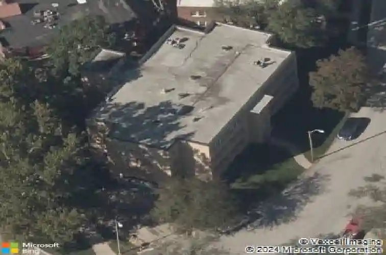 4339 roanoke pkwy, kansas city,  MO 64111