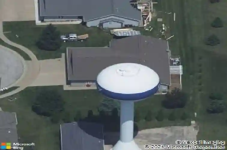 315 highland ct, fairfax,  IA 52228