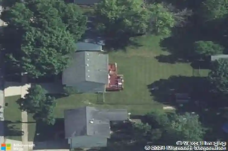 2935 4th st, marion,  IA 52302