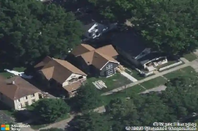 1648 a ave ne, cedar rapids,  IA 52402