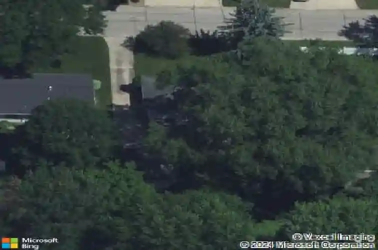 2043 brookland dr ne, cedar rapids,  IA 52402