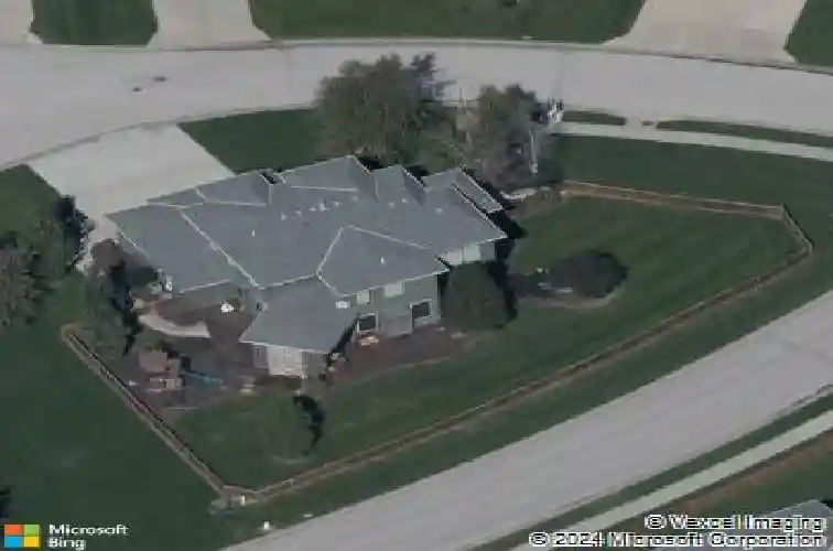 2437 ne angel fish cir, lees summit,  MO 64086