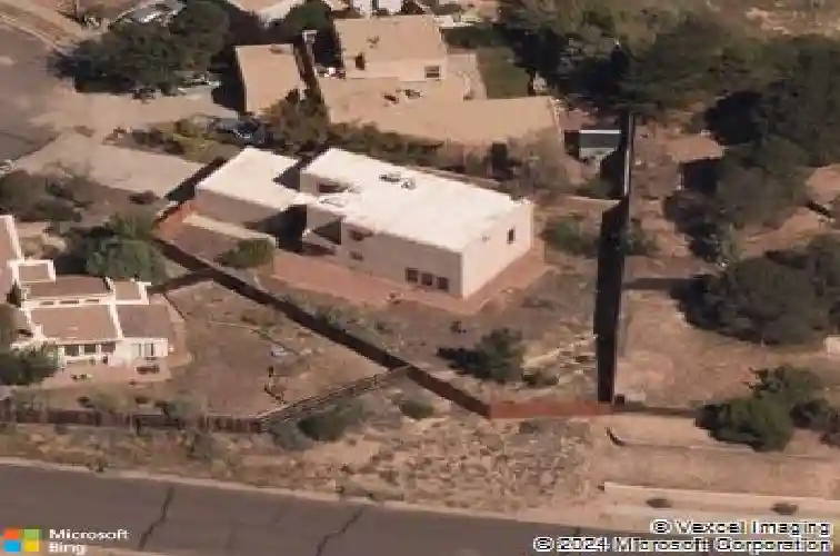 2947 viaje pavo real, santa fe,  NM 87505