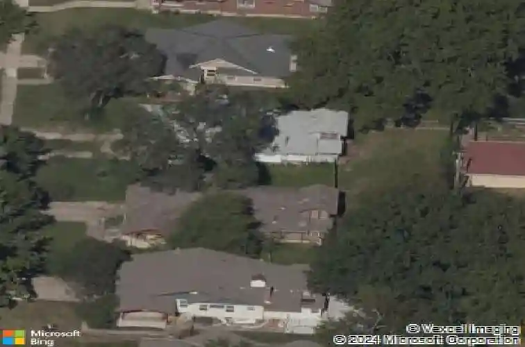 5615 charlotte st, kansas city,  MO 64110