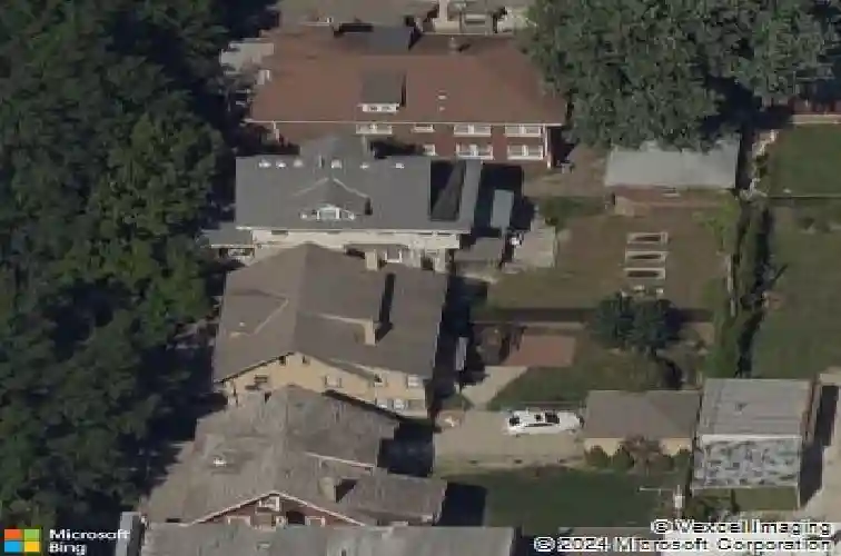 3833 campbell st, kansas city,  MO 64109