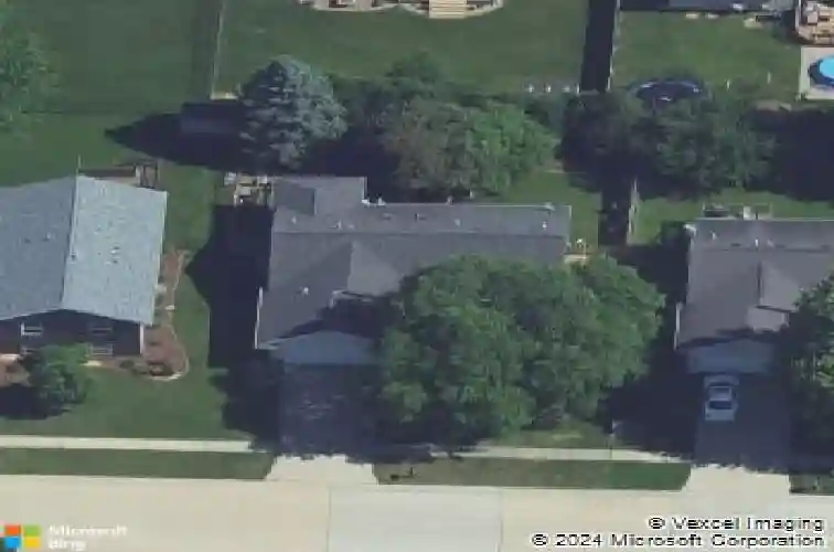 2250 hillview dr, marion,  IA 52302