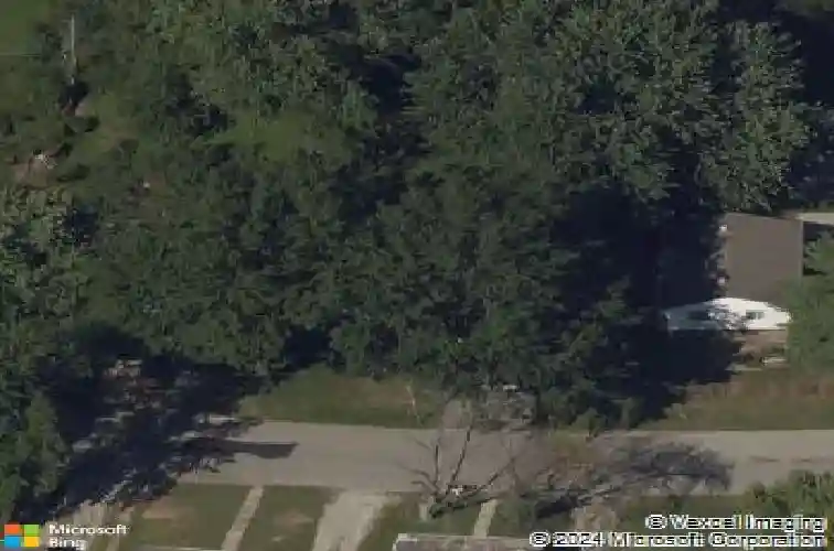 1320 ne 44th st, kansas city,  MO 64116