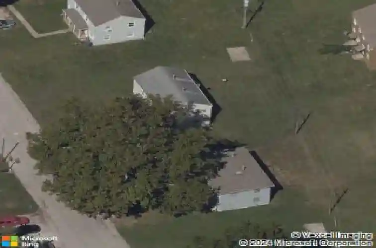 9541 charlotte st, kansas city,  MO 64131