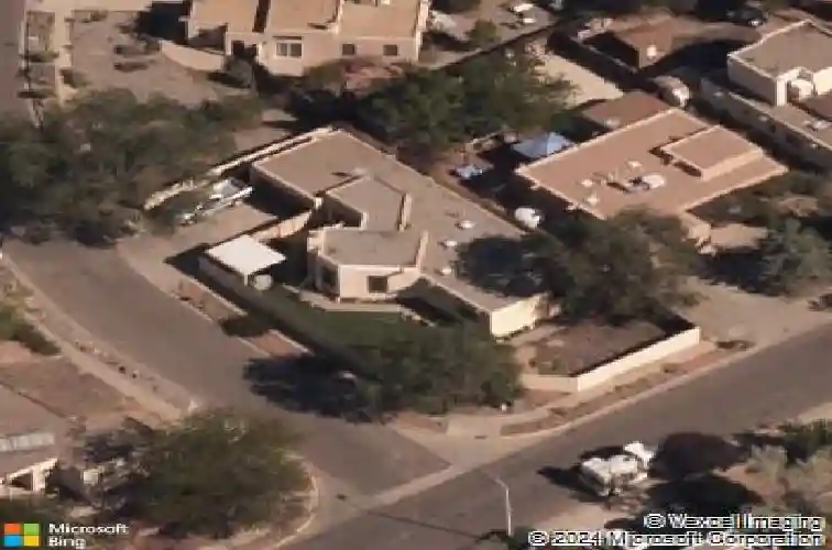 1349 corrida de agua, santa fe,  NM 87507