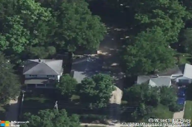 320 30th street dr se, cedar rapids,  IA 52403