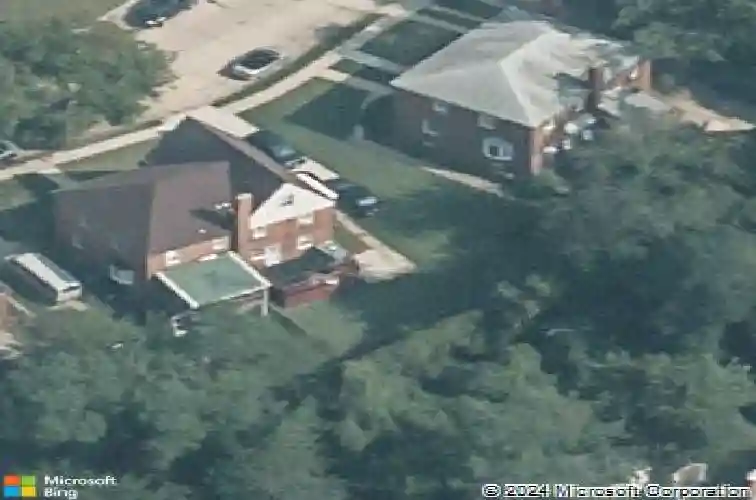 4813 westparkway, baltimore,  MD 21229