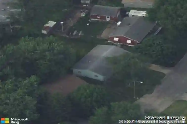 272 peace ave nw, cedar rapids,  IA 52405