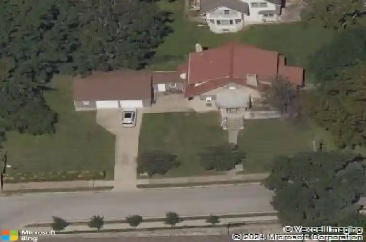 5334 oak st, kansas city,  MO 64112