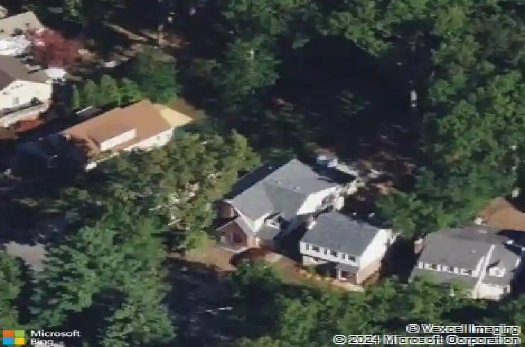 1125 w laurelton pkwy, teaneck,  NJ 07666