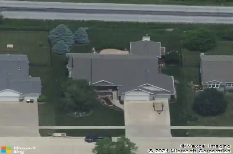 2360 grey wolf, hiawatha,  IA 52233