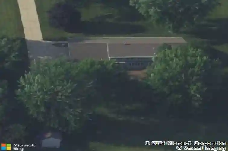 6405 hillcrest rd, cedar rapids,  IA 52404