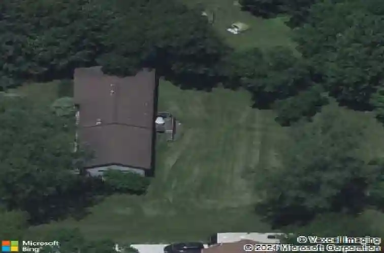 460 beverly st, robins,  IA 52328