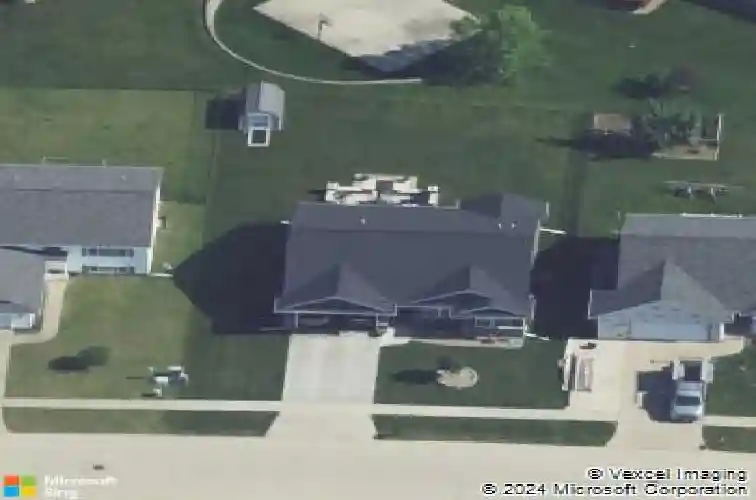 2660 bullis dr, marion,  IA 52302