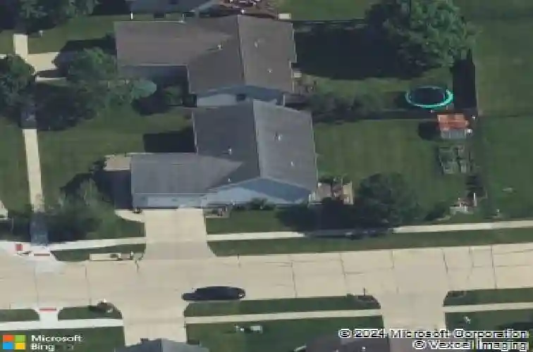 3737 monarch dr sw, cedar rapids,  IA 52404