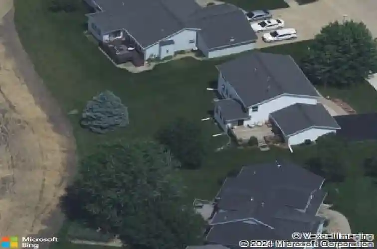 202 rockhurst dr sw, cedar rapids,  IA 52404