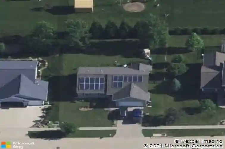 2614 dawn ave sw, cedar rapids,  IA 52404