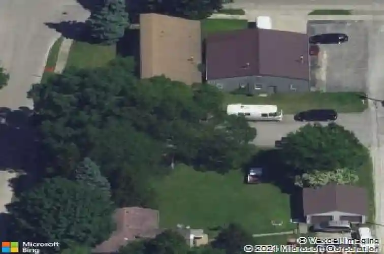 1101 j ave ne, cedar rapids,  IA 52402