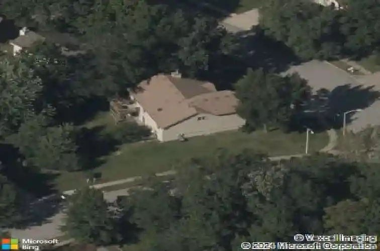 7002 n holly ct, kansas city,  MO 64118