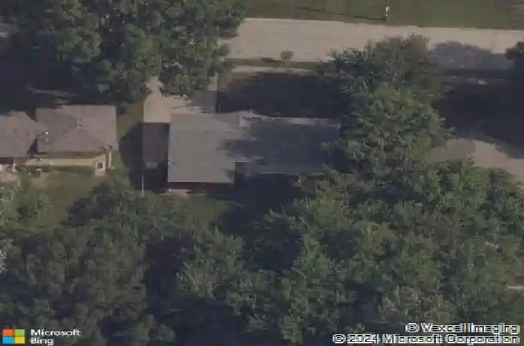 102 avondale st, liberty,  MO 64068