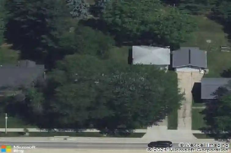 2058 42nd st ne, cedar rapids,  IA 52402