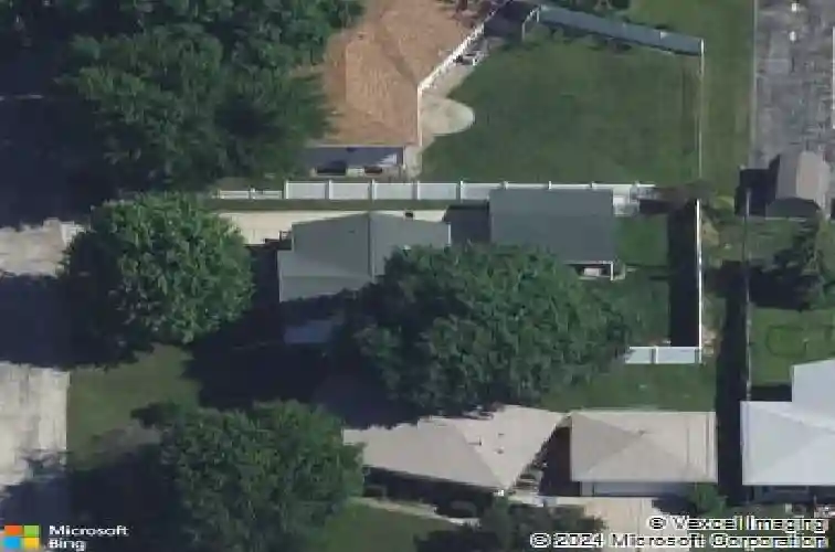 4523 regal ave ne, cedar rapids,  IA 52402