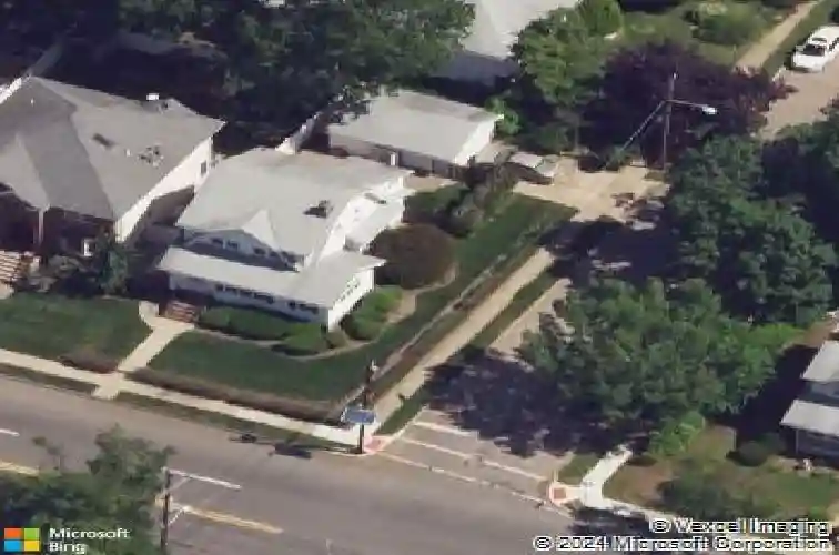 133 degraw ave, teaneck,  NJ 07666