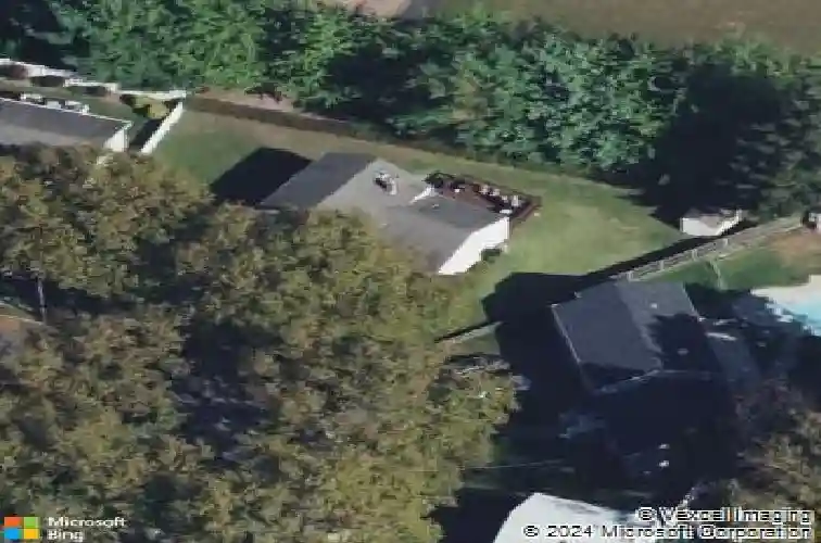 331 ellen pl, paramus,  NJ 07652