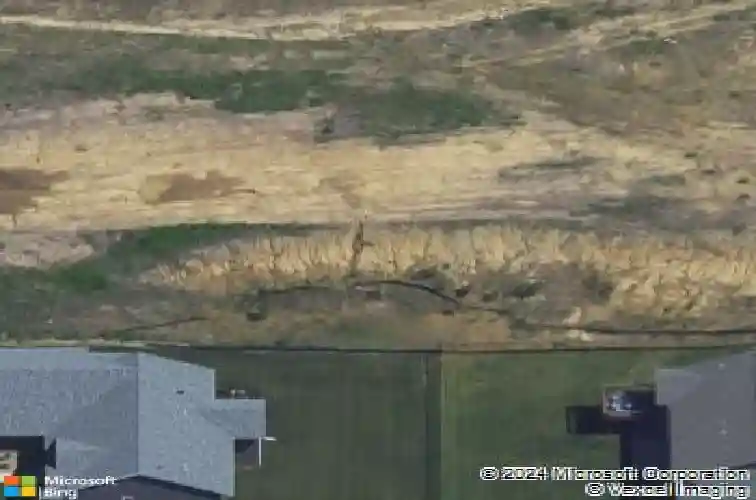 1434 cardinal dr, fairfax,  IA 52228