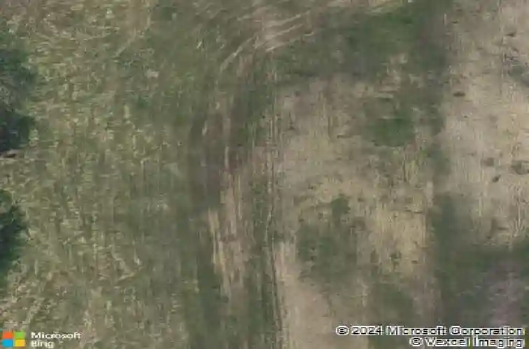 875 miles street, robins,  IA 52328