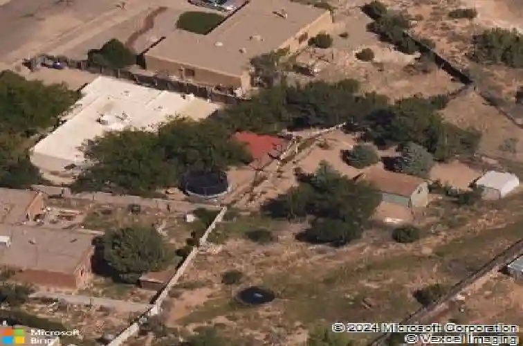 2050 calle sombra, santa fe,  NM 87505