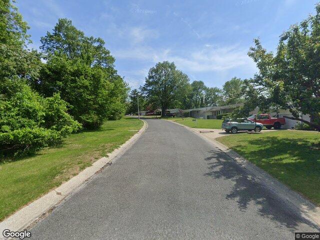 1 ac highridge dr, belleville,  IL 62203