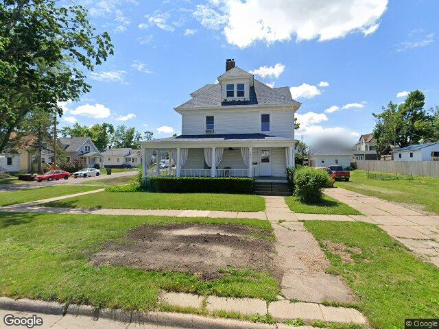 1401 a ave nw, cedar rapids,  IA 52405