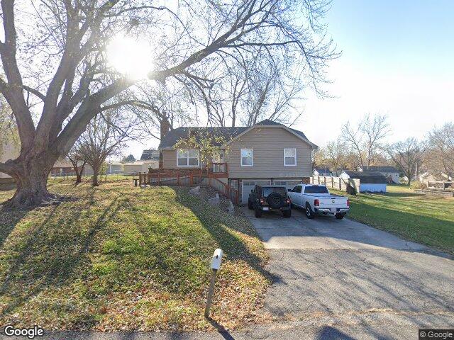 1019 ne 114th ter, kansas city,  MO 64155