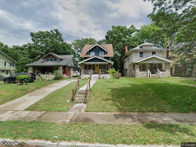 5427 euclid ave, kansas city,  MO 64130
