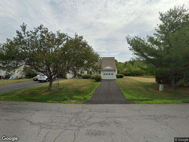 1102 spearhead dr, schenectady,  NY 12302