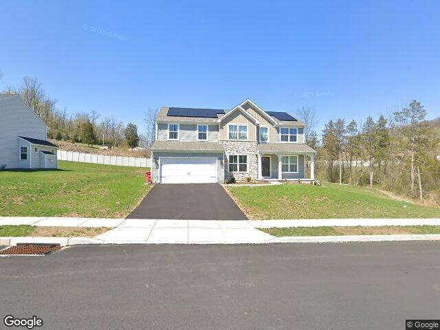 17 ladderback ln, reading,  PA 19606