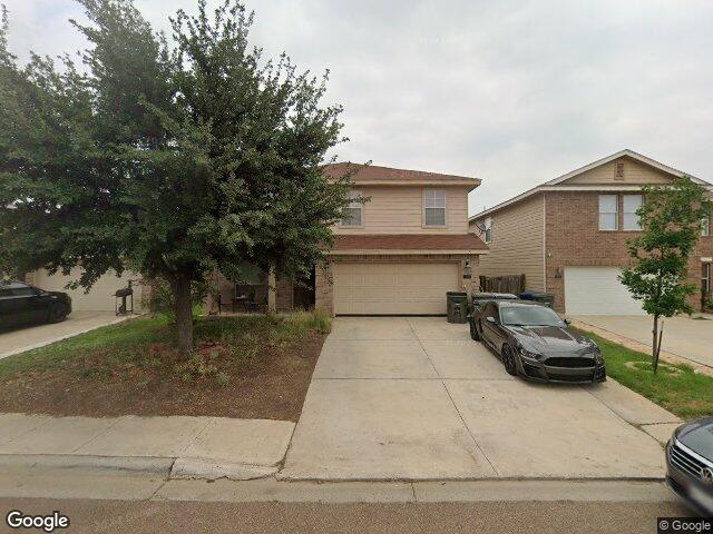 1919 port isabel dr, laredo,  TX 78045