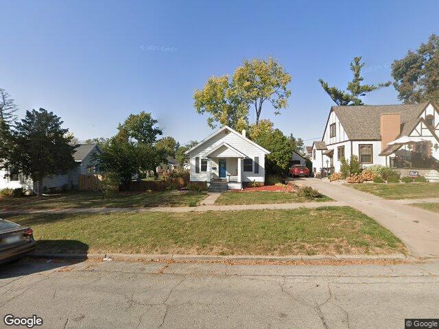 114 25th street dr se, cedar rapids,  IA 52403