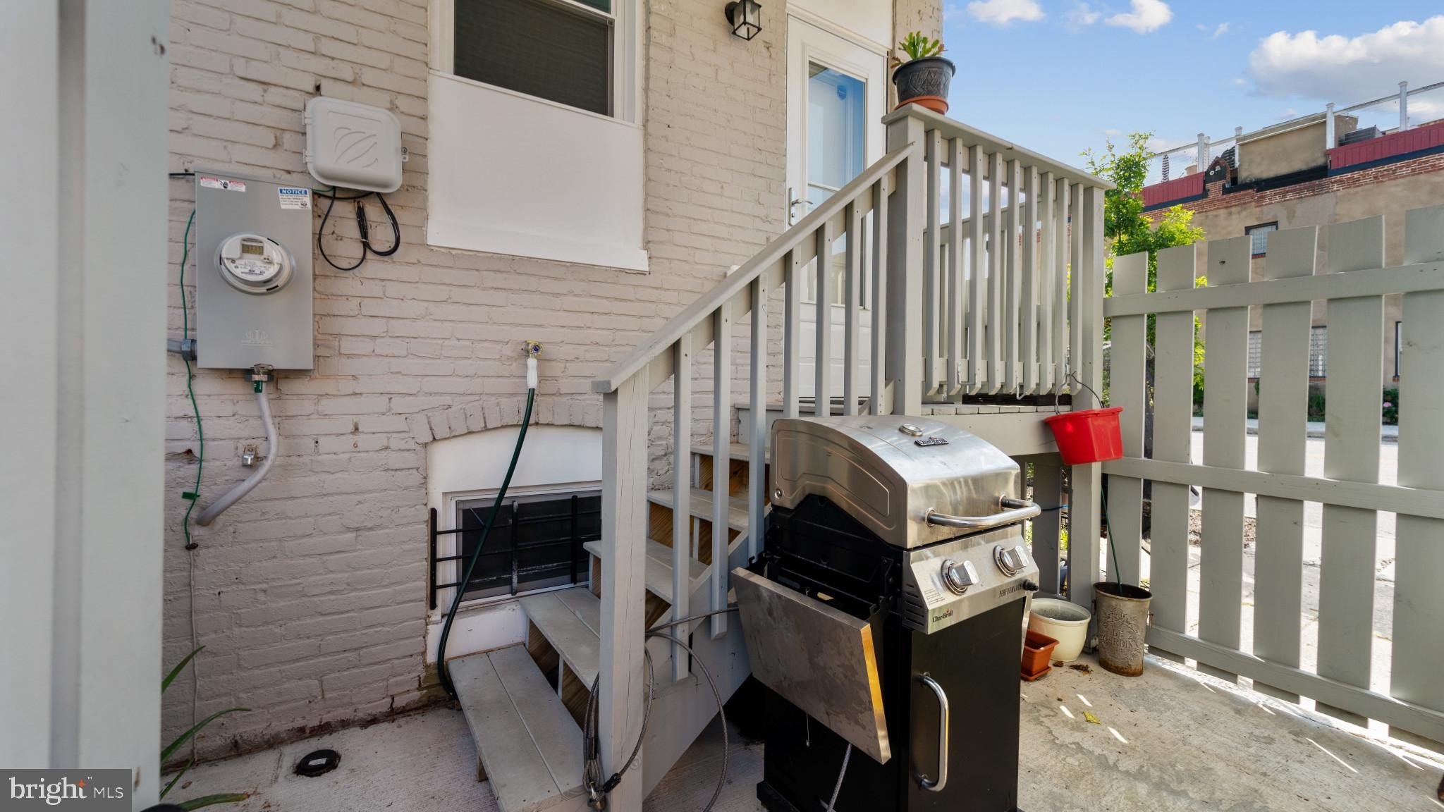 534 s decker ave, baltimore,  MD 21224